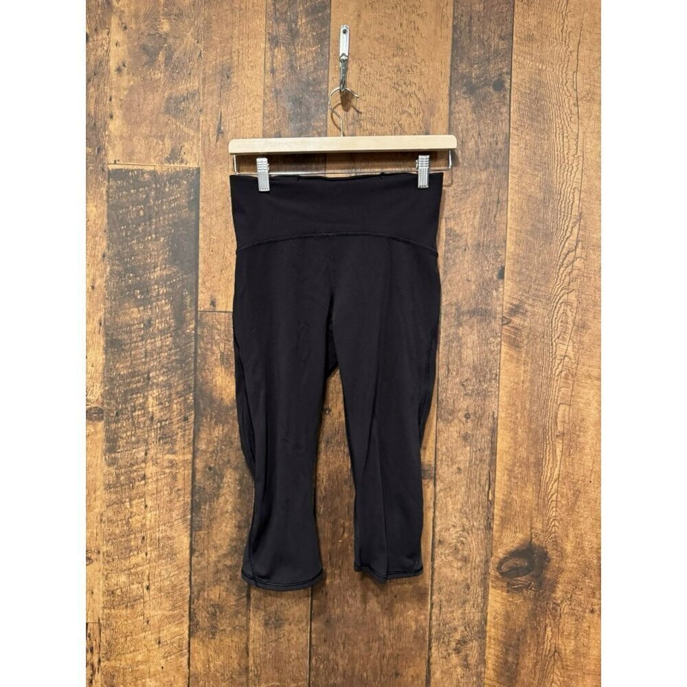 Lululemon Train Times Crop (17") Black Sz 8 EUC